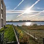 Sunset Apartment *